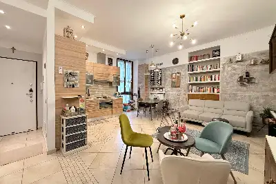 appartamento in vendita a Milano in zona Quintosole