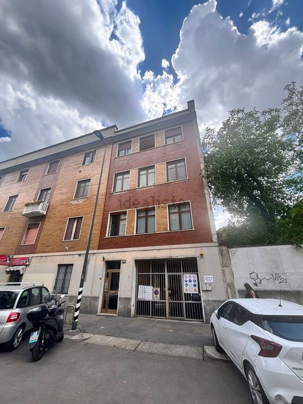appartamento in vendita a Milano in zona Stadera
