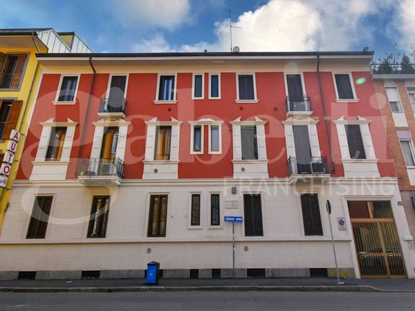 appartamento in vendita a Milano in zona Gorla