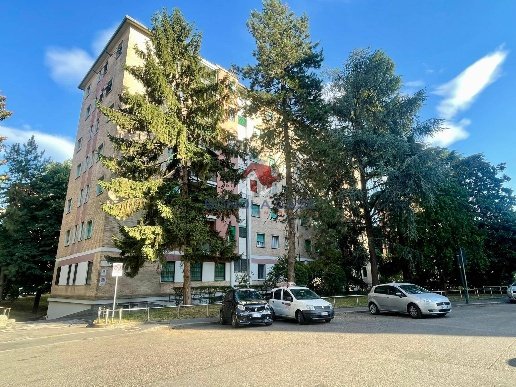 appartamento in vendita a Milano in zona Gallaratese