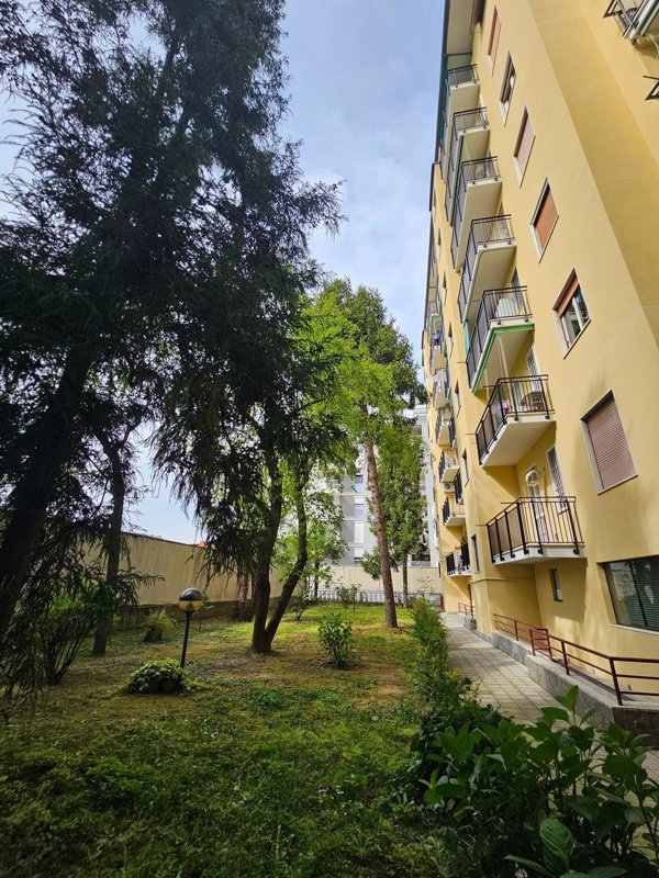 appartamento in vendita a Milano in zona Precotto
