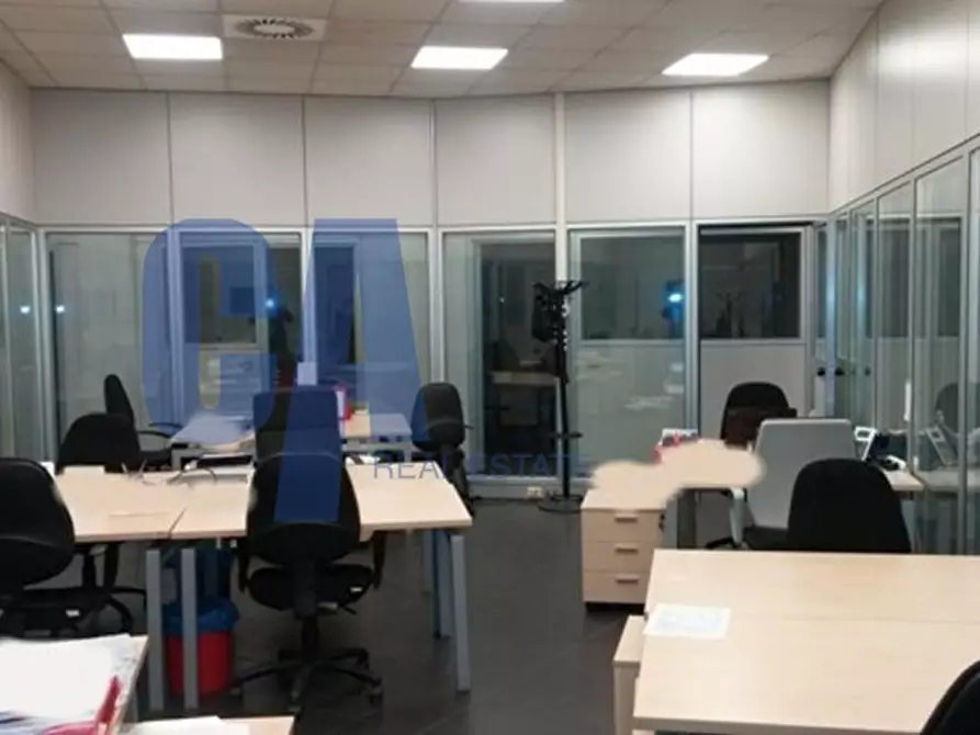 ufficio in vendita a Milano in zona Piazzale Lodi