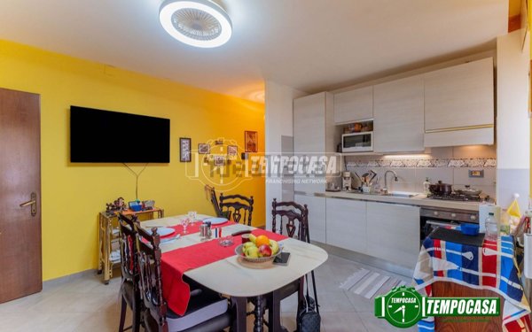 appartamento in vendita a Milano in zona Baggio