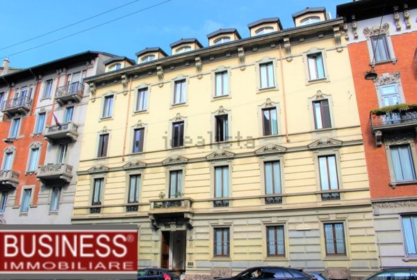 appartamento in vendita a Milano in zona Sempione