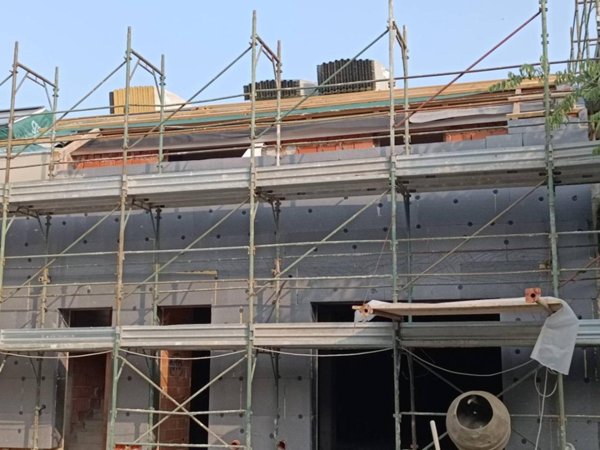 appartamento in vendita a Milano in zona Morivione
