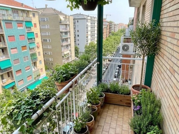 appartamento in vendita a Milano in zona San Siro