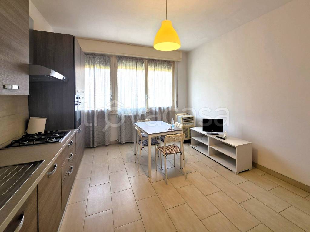 appartamento in vendita a Milano in zona Famagosta