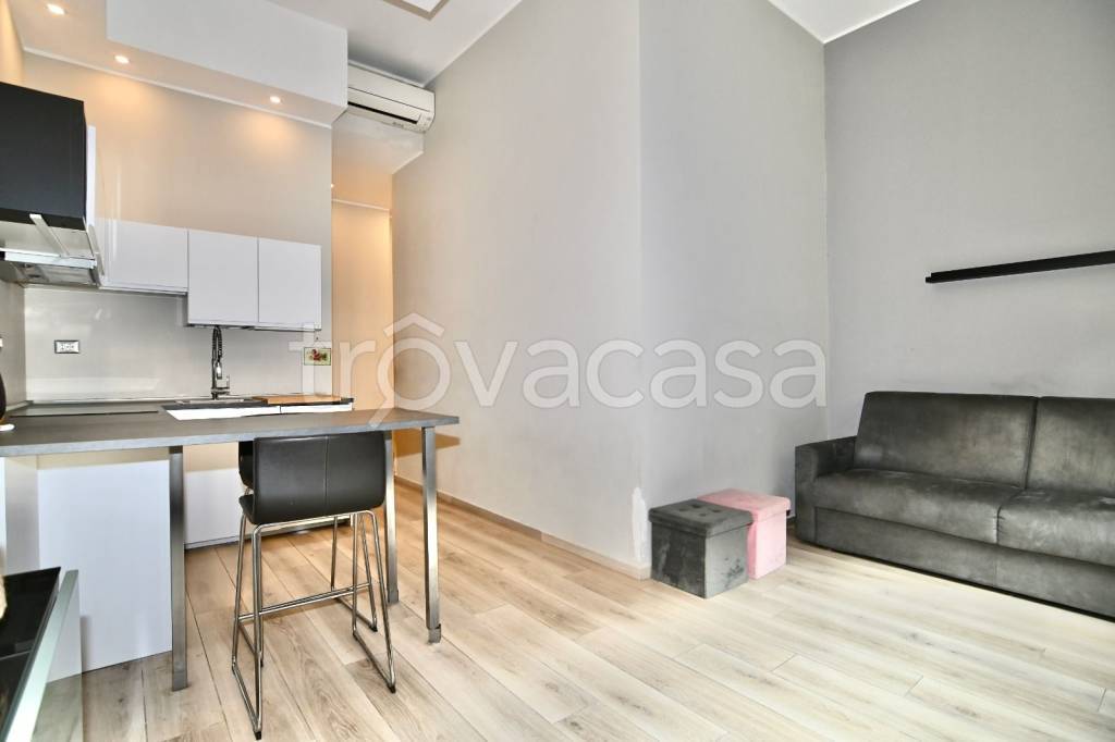 appartamento in vendita a Milano in zona Ponte Seveso