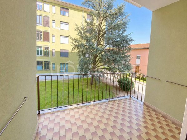 appartamento in vendita a Milano in zona Baggio