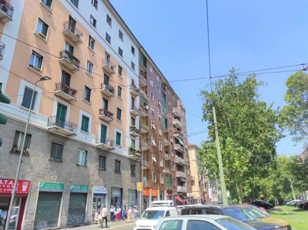 appartamento in vendita a Milano in zona Piazzale Lodi