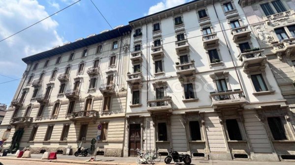 casa indipendente in vendita a Milano in zona Cadorna