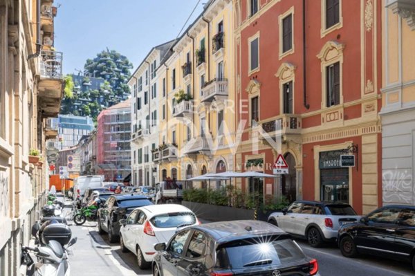appartamento in vendita a Milano in zona Isola