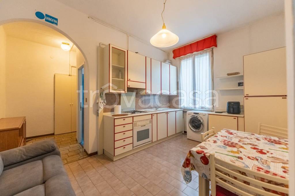 appartamento in vendita a Milano in zona Gorla
