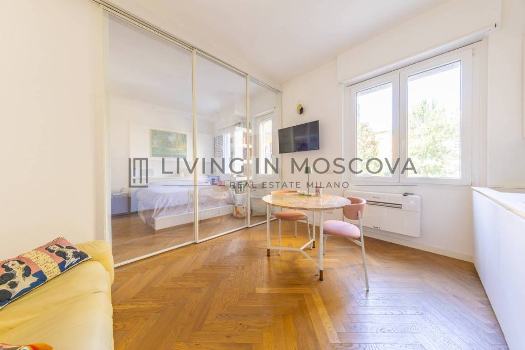 appartamento in vendita a Milano in zona Porta Garibaldi