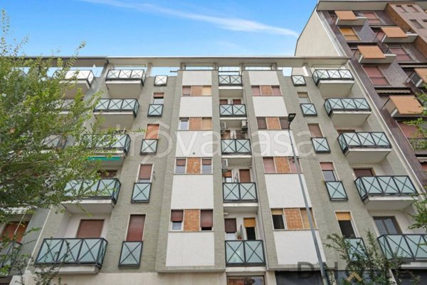 appartamento in vendita a Milano in zona Famagosta