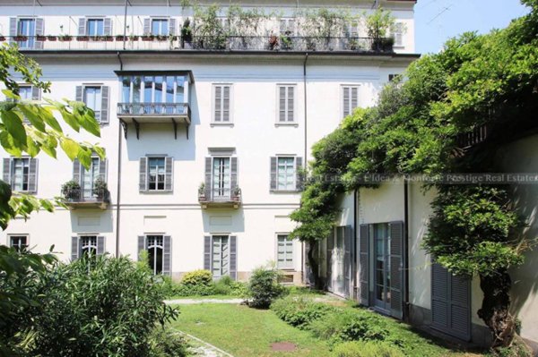 villa in vendita a Milano in zona Cadorna