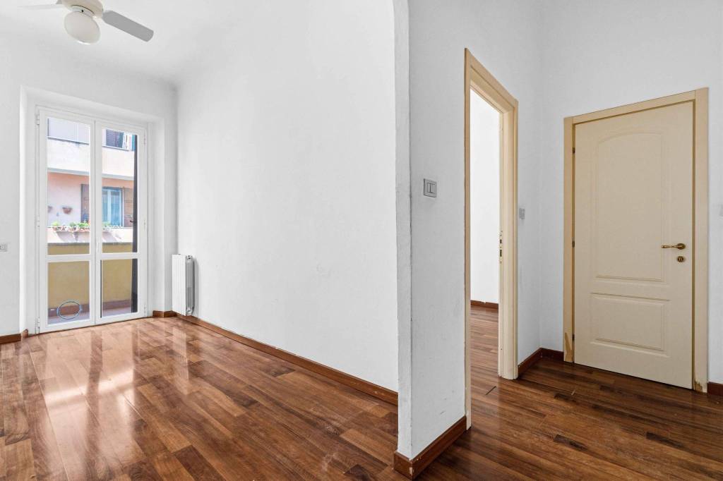 appartamento in vendita a Milano in zona Stadera