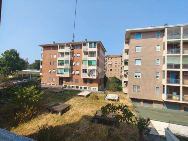 appartamento in vendita a Milano in zona Gorla