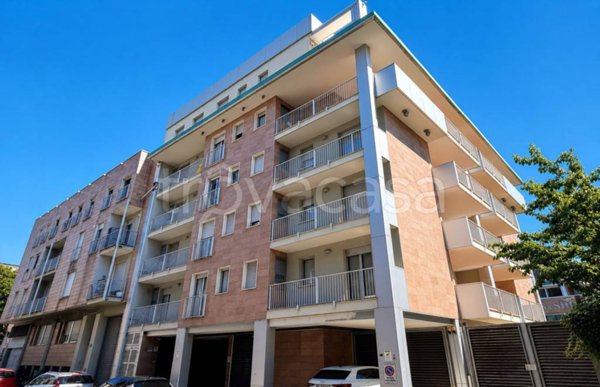 appartamento in vendita a Milano in zona Crescenzago