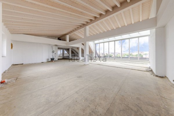 appartamento in vendita a Milano in zona Il Portello