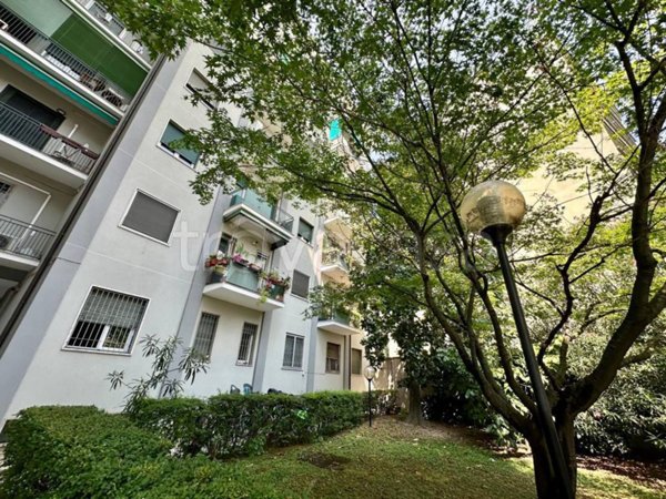appartamento in vendita a Milano in zona Città Studi