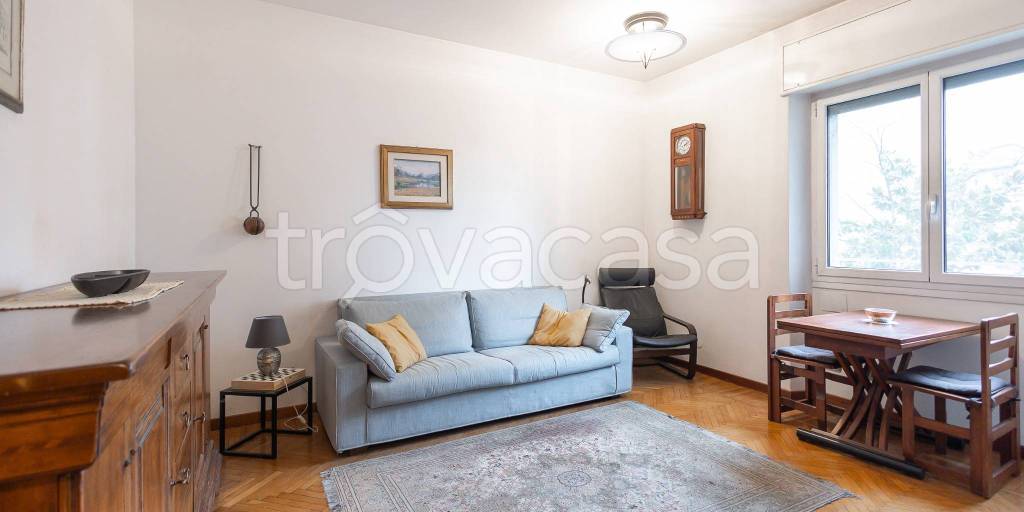 appartamento in vendita a Milano in zona Città Studi