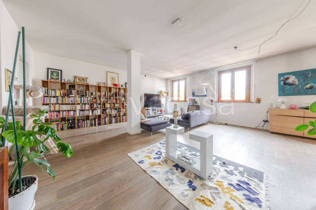 appartamento in vendita a Milano in zona San Siro