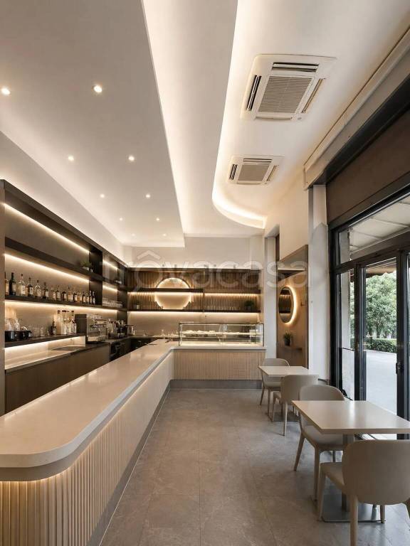 negozio in vendita a Milano in zona Cadorna