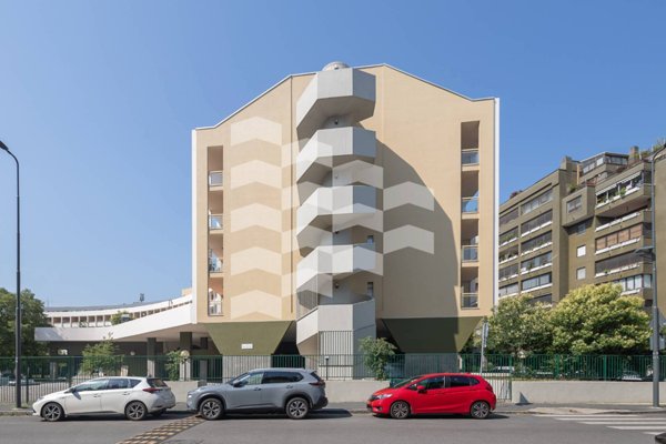 appartamento in vendita a Milano in zona Gratosoglio