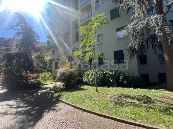 appartamento in vendita a Milano in zona Bande Nere