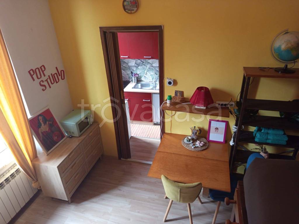 appartamento in vendita a Milano in zona Porta Genova