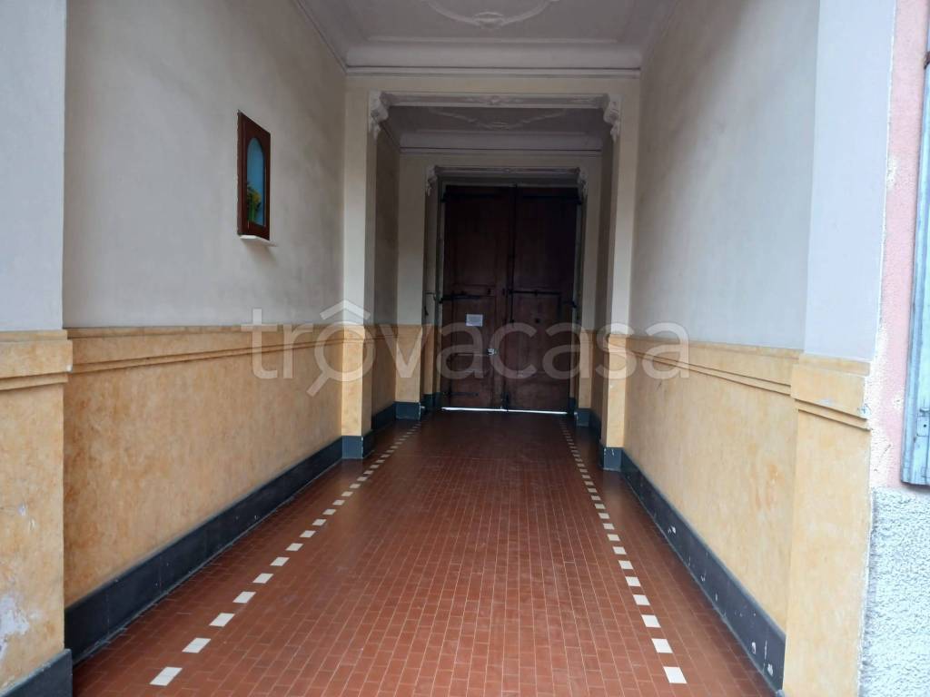 appartamento in vendita a Milano in zona Porta Genova