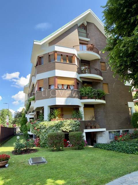 appartamento in vendita a Milano in zona Maggiolina