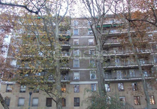 negozio in vendita a Milano in zona Il Portello