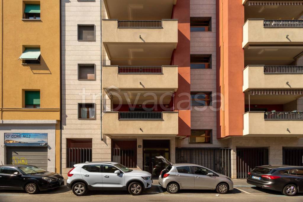 appartamento in vendita a Milano in zona Stadera