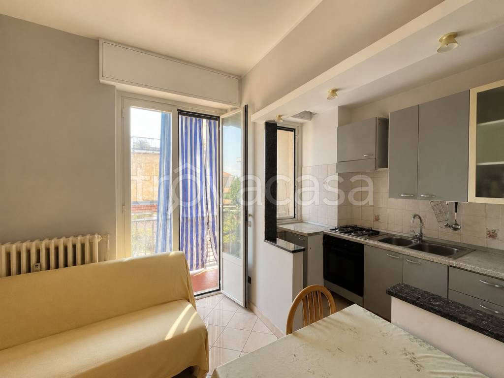 appartamento in vendita a Milano in zona Affori