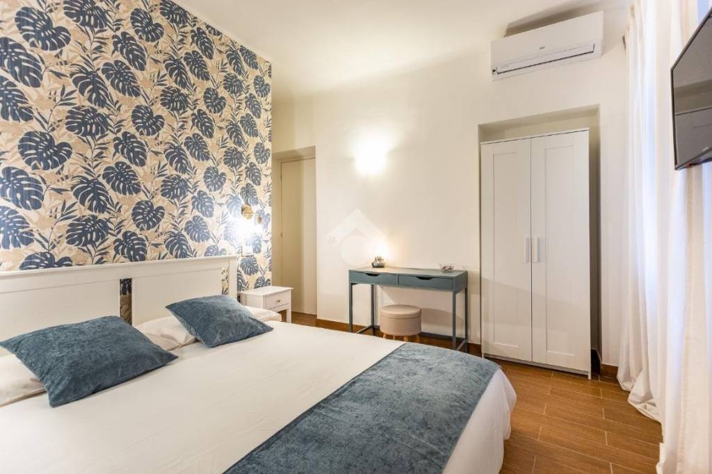 appartamento in vendita a Milano in zona Sempione