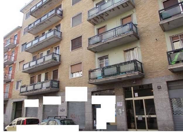 appartamento in vendita a Milano in zona Stadera