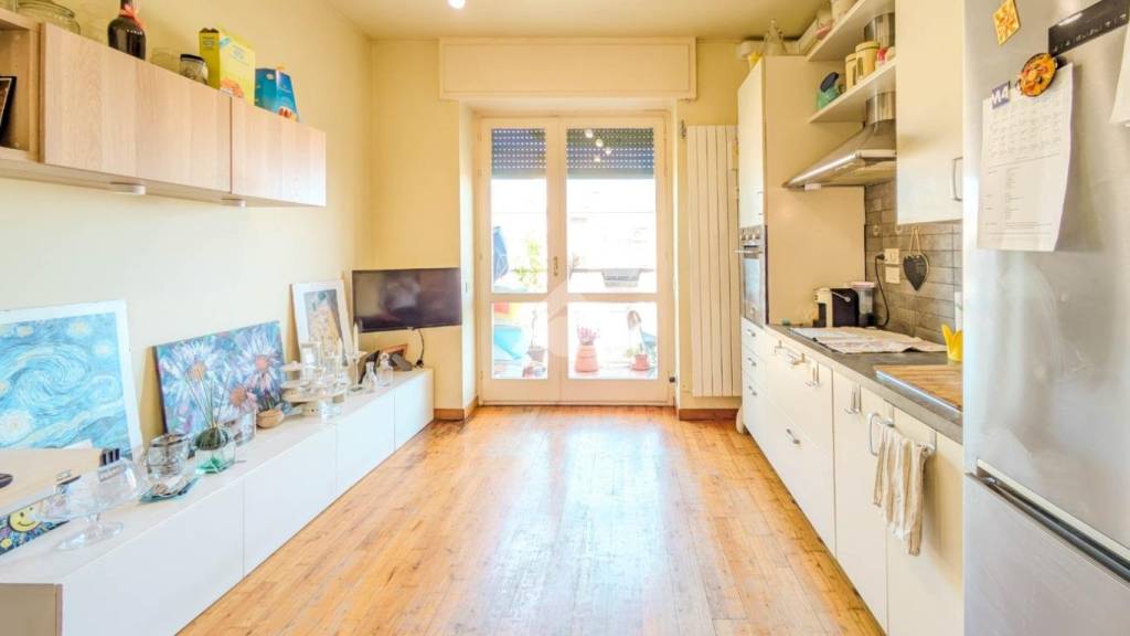 appartamento in vendita a Milano in zona Città Studi