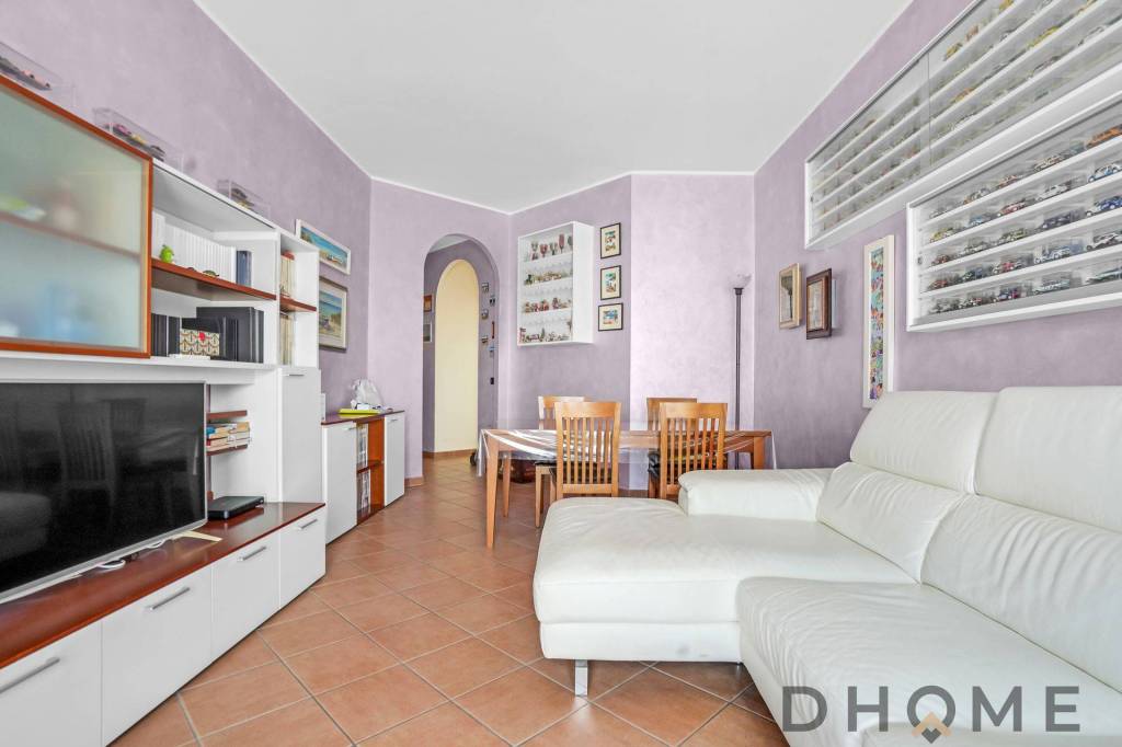 appartamento in vendita a Milano in zona Piazzale Lodi