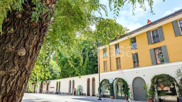 appartamento in vendita a Milano in zona Porta Ticinese