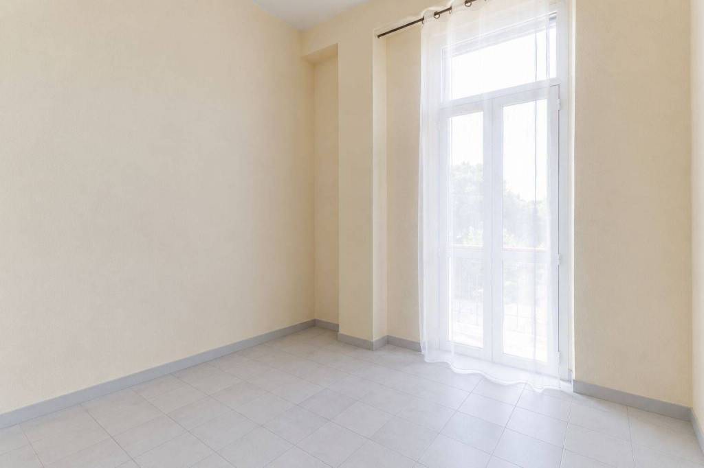 appartamento in vendita a Milano in zona Porta Genova