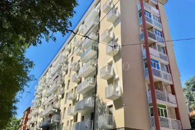appartamento in vendita a Milano in zona Corvetto