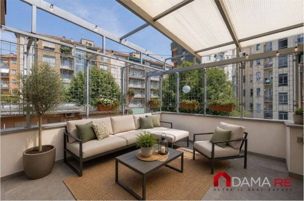 appartamento in vendita a Milano in zona Porta Ticinese