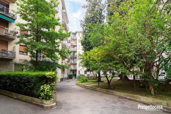 appartamento in vendita a Milano in zona San Cristoforo