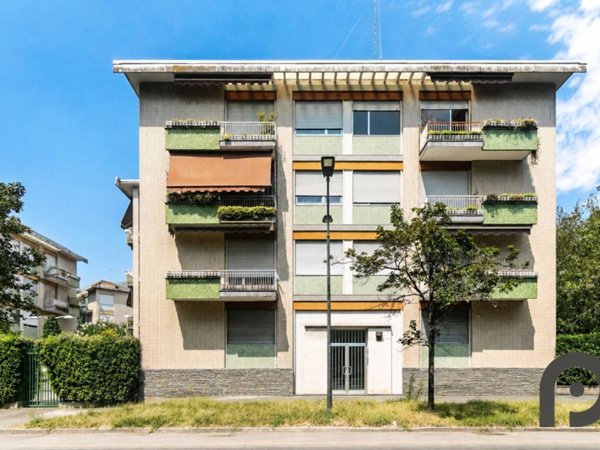 appartamento in vendita a Milano in zona San Siro