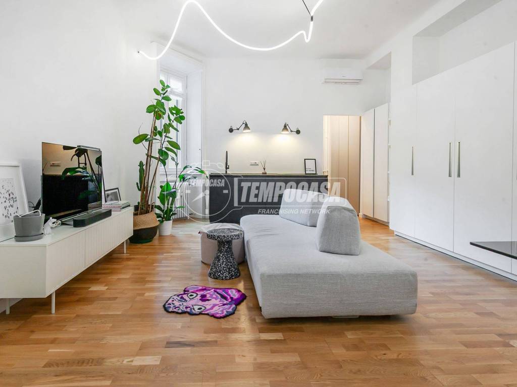 appartamento in vendita a Milano in zona Isola