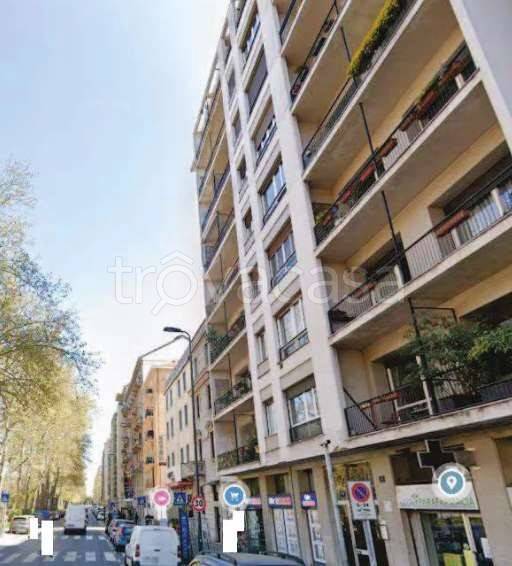 appartamento in vendita a Milano in zona Città Studi