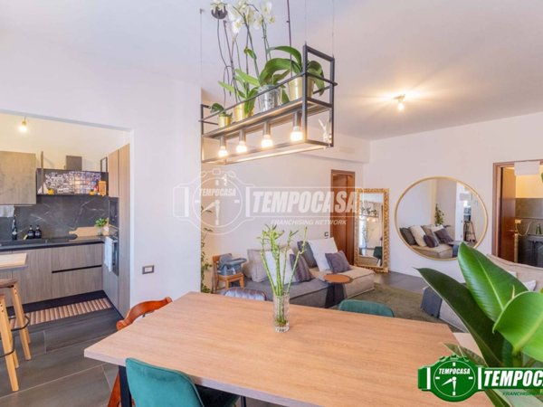 appartamento in vendita a Milano in zona Quarto Oggiaro