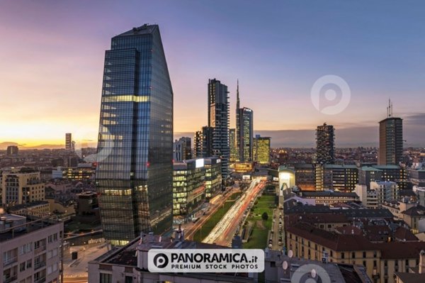 ufficio in vendita a Milano in zona Città Studi